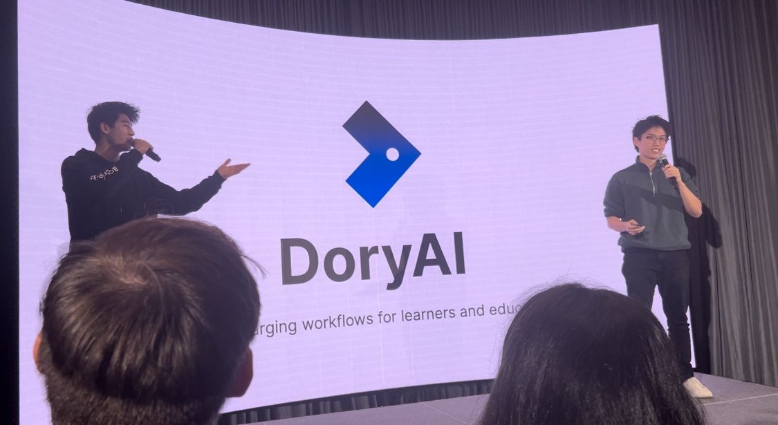 Pete and Ethan pitching DoryAI at Build Club
